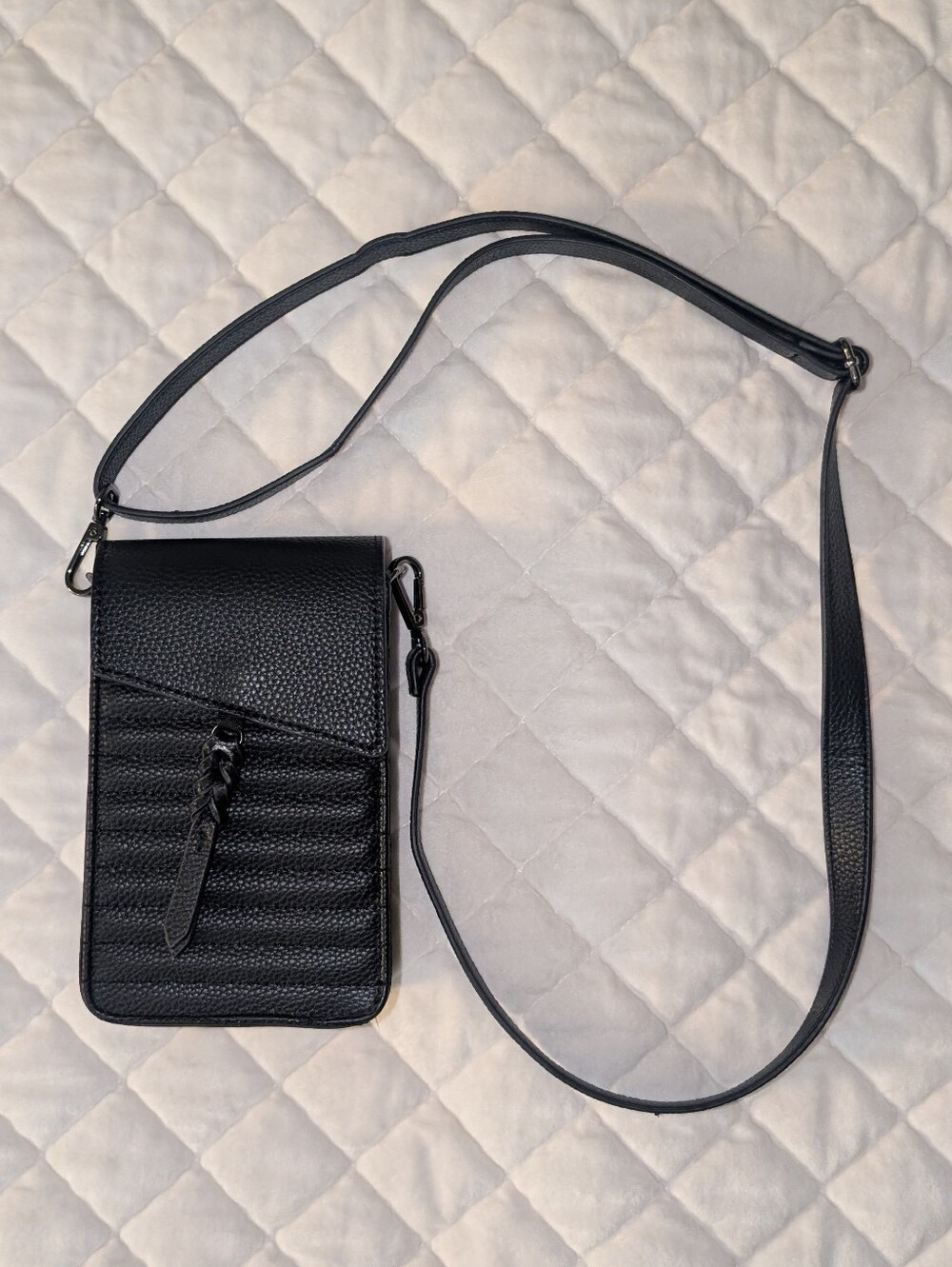 RAD REV Black Crossbody Phone Purse